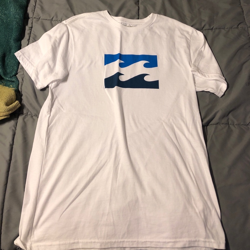 BILLABONG men’s shirt size medium